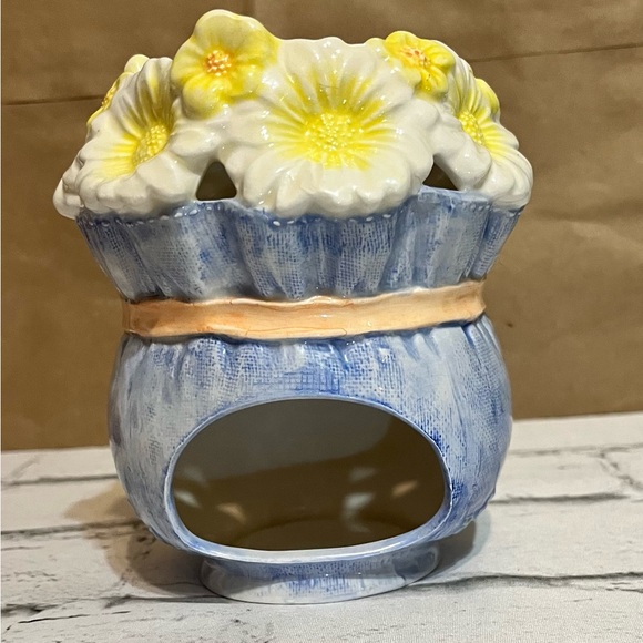 Ceramic Scented Wax Warmer Floral Bundle Tea Light Candle Holder Cottage Core - Picture 5 of 16